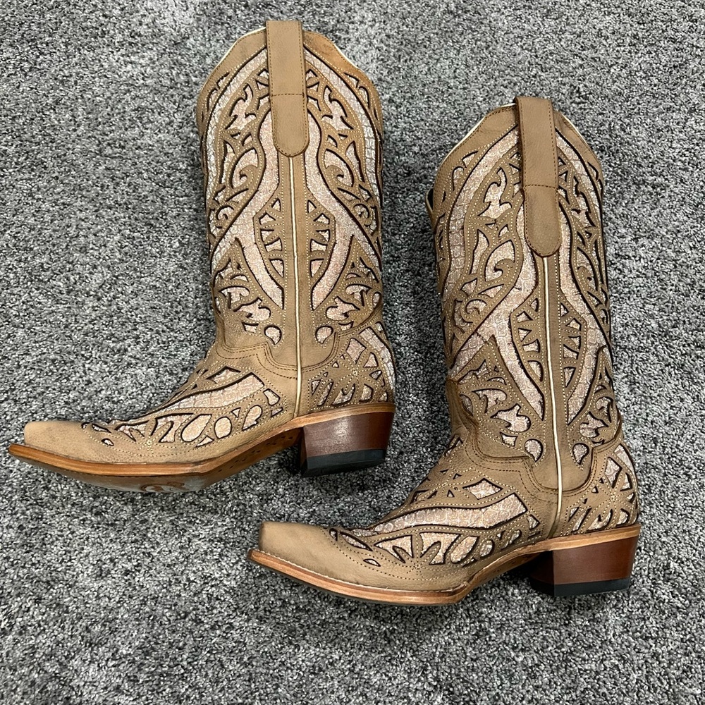 Sparkly cowboy boots